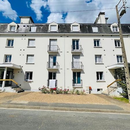 Superb Apartment 10 Min Walk From The Castle 阿姆博斯 外观 照片